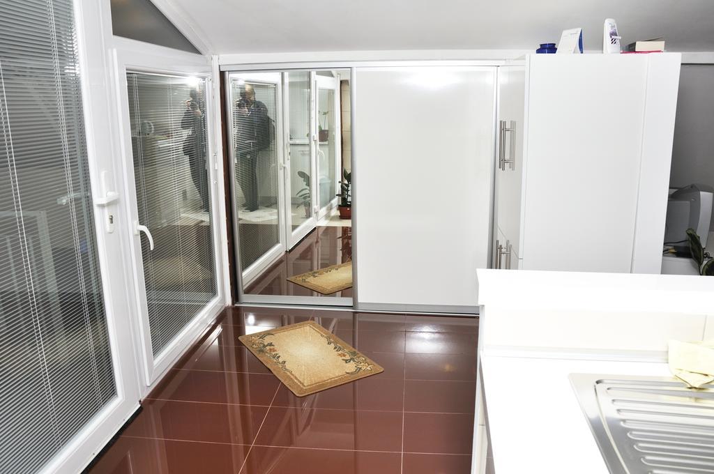 Apartment Studio Grcic SJJ Pokoj fotografie